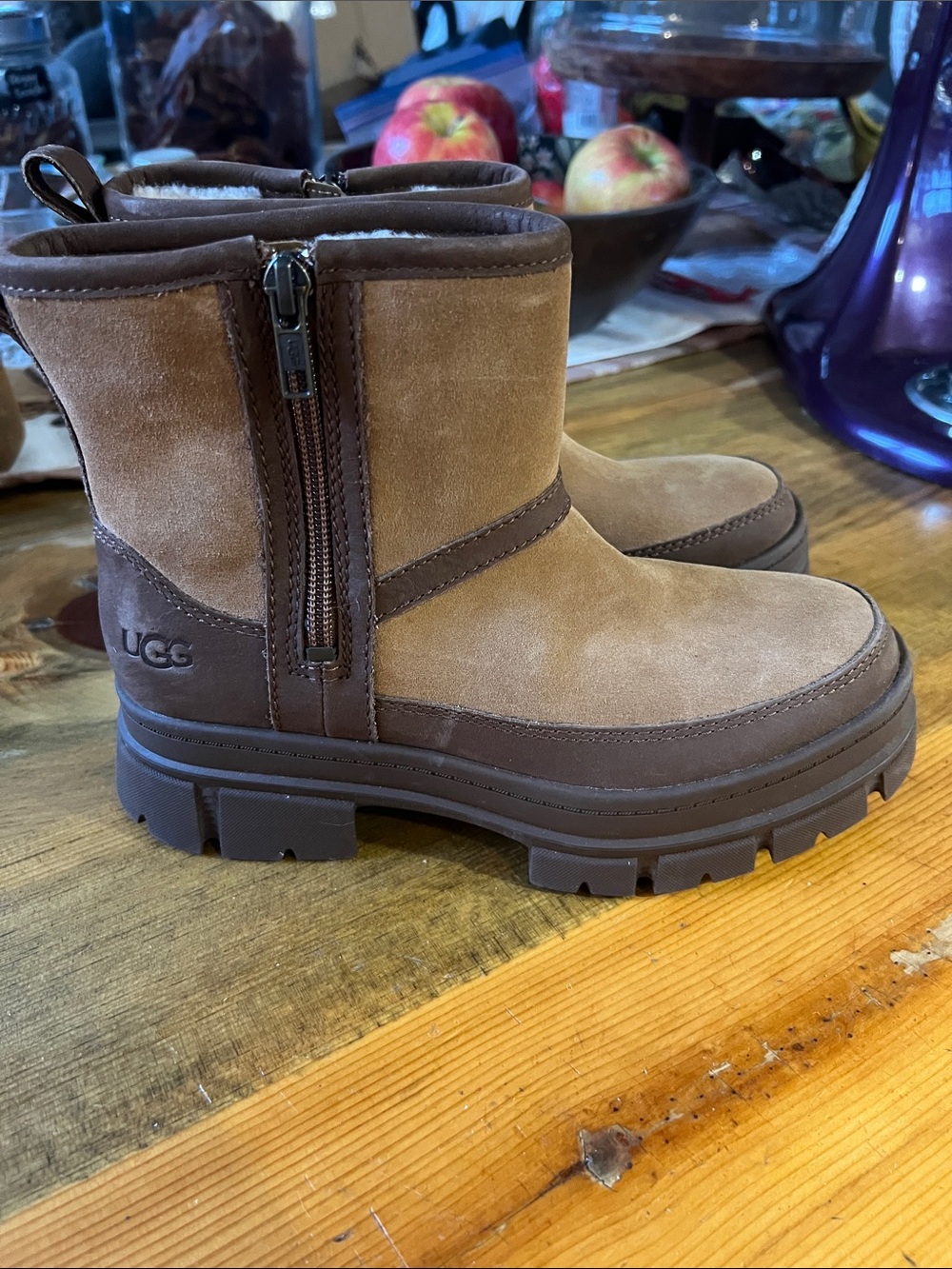 UGG Women's Ashton Zip Chestnut Suede Zip-Detail Ankle Boots 5.5